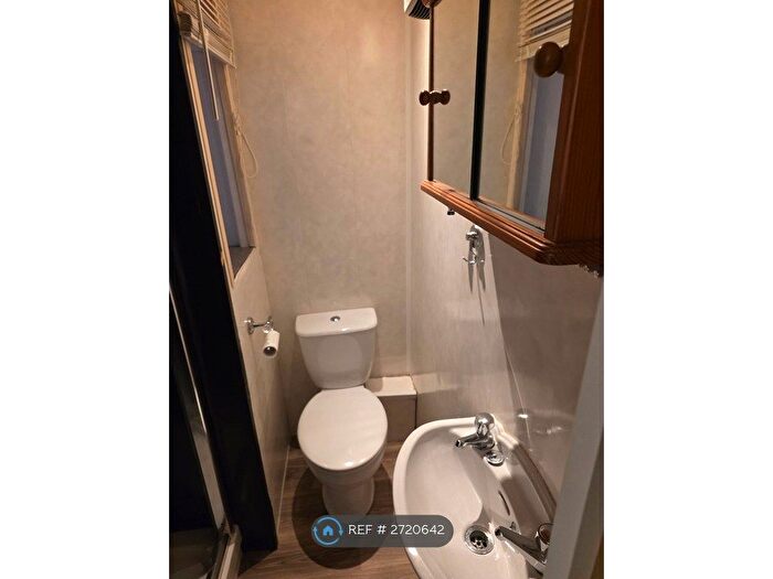 Studio To Rent In Fernhill Road, Newquay, TR7