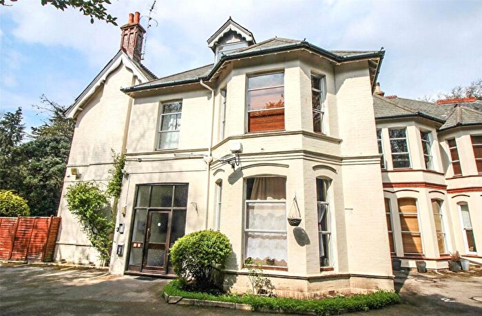 4 Bedroom Apartment For Sale In Dean Park Road, Bournemouth, Dorset, BH1