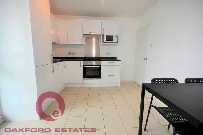 3 Bedroom Flat To Rent In Munster Square, Euston, NW1