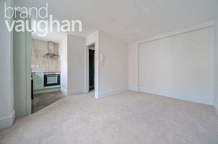 Studio To Rent In Eaton Place, Brighton, East Sussex, BN2