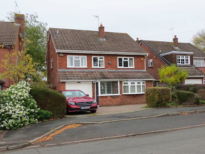 4 Bedroom Detached House To Rent In Walcot Lane, Drakes Broughton, WR10