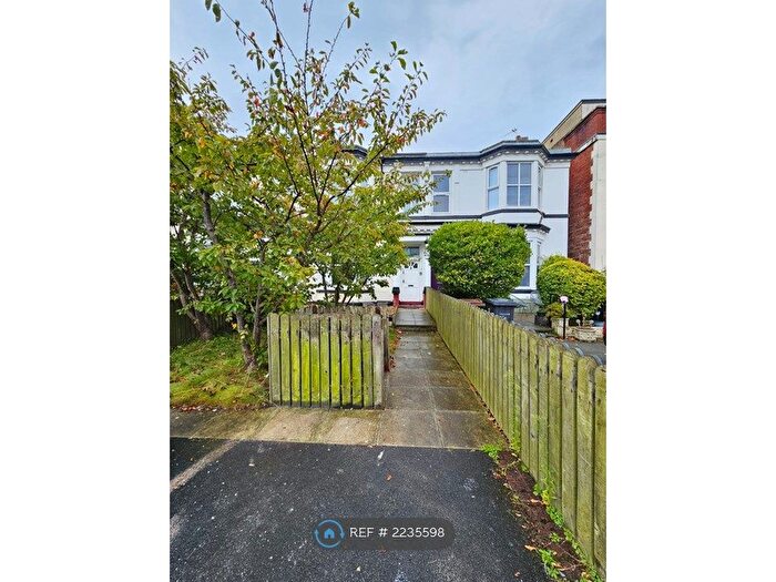 2 Bedroom Flat To Rent In Bath Street, Southport, PR9