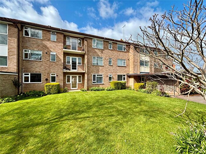 2 Bedroom Apartment For Sale In Lansdown Road, Cheltenham, Gloucestershire, GL50