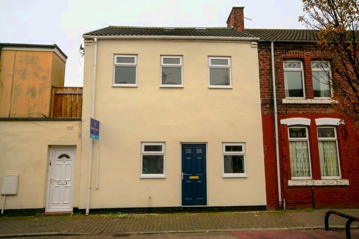 3 Bedroom Terraced House To Rent In Essex Street, Middlesbrough, Cleveland, TS1