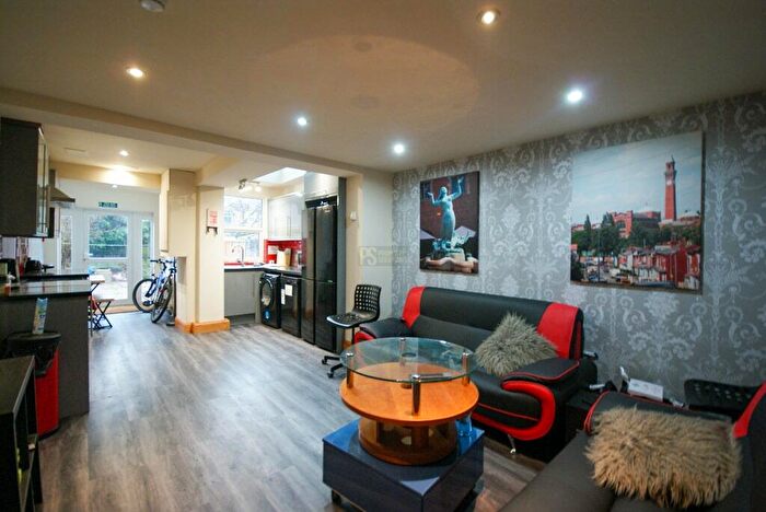 5 Bedroom Terraced House To Rent In Milner Road, Selly Park, Birmingham, B29