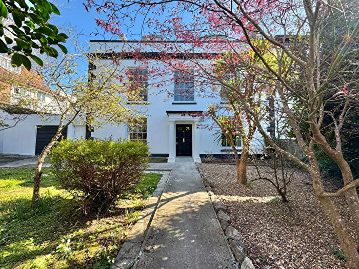6 Bedroom End Of Terrace House For Sale In Woodside, Greenbank, Plymouth, PL4