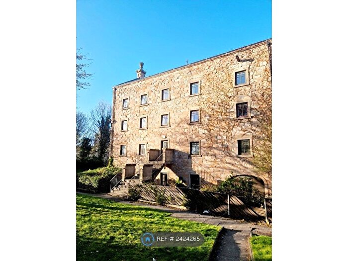 2 Bedroom Flat To Rent In Old Dumbarton Road, Glasgow, G3