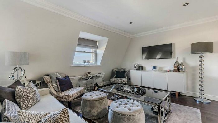 2 Bedroom Flat To Rent In Eardley Crescent, London, SW5