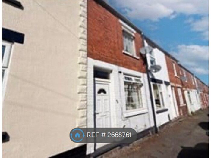 2 Bedroom Terraced House To Rent In Stamford Street, Grantham, NG31