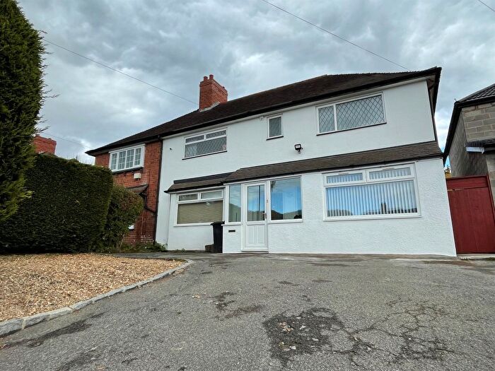 5 Bedroom Detached House For Sale In Old Lode Lane, Solihull, B92