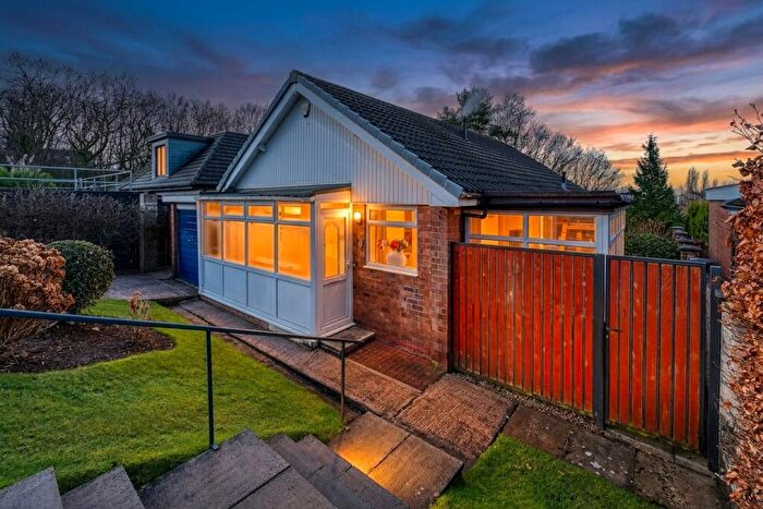 2 Bedroom Detached Bungalow For Sale In Blackthorne Road, Gee Cross, Hyde, SK14