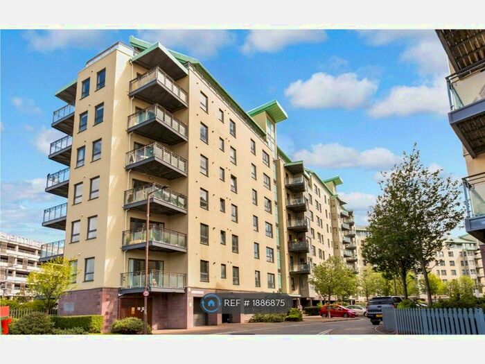 2 Bedroom Flat To Rent In Portland Gardens, Edinburgh, EH6