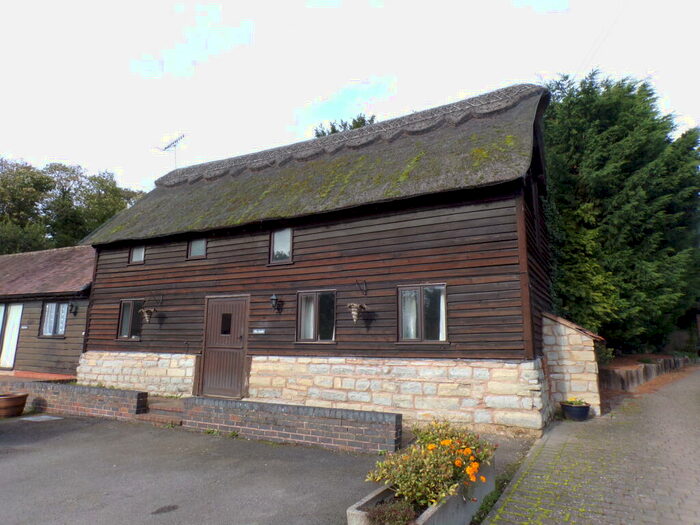 3 Bedroom House To Rent In The Stable, Exhall, Alcester, B49