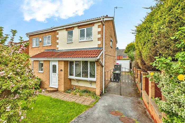 3 Bedroom Semi Detached House For Sale In Acorn Avenue, Giltbrook, Nottingham, NG16