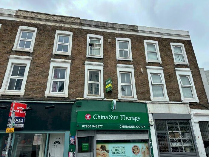 2 Bedroom Maisonette To Rent In Maidenhead, Berkshire, SL6