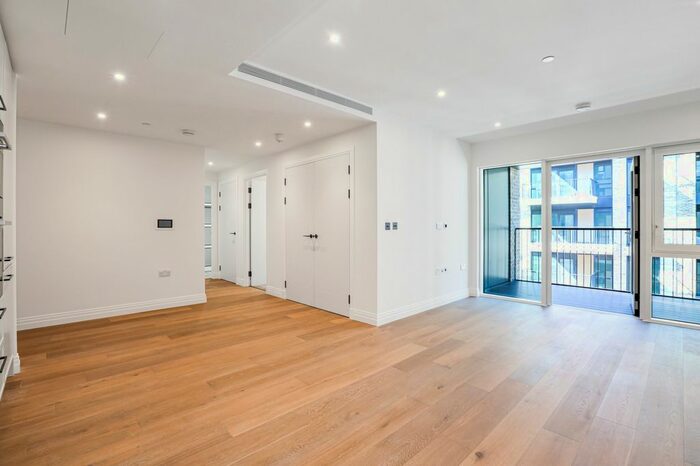 2 Bedroom Flat To Rent In Savoy House, Lockgate Road, London, London, SW6