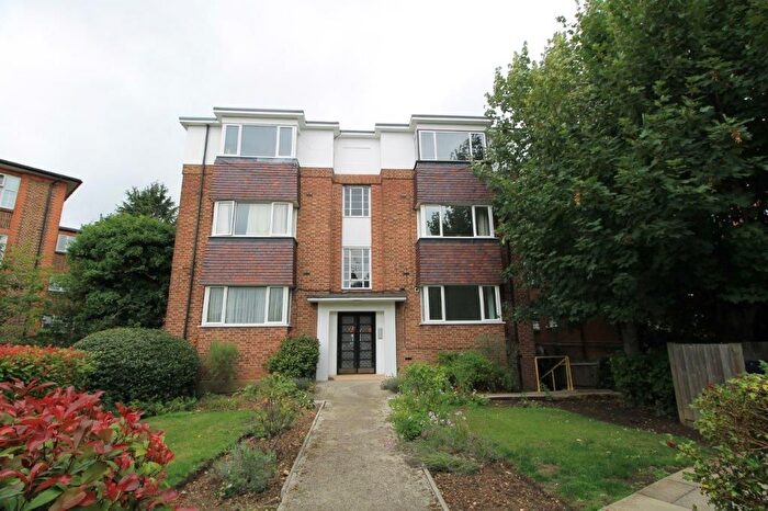 1 Bedroom Flat To Rent In Mount Avenue, Ealing, W5