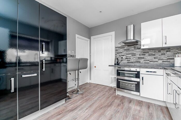 2 Bedroom Cottage For Sale In Main Street, Larbert, FK5