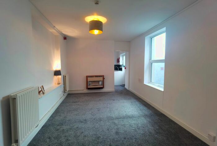 1 Bedroom Flat To Rent In Finsbury Terrace, Brynmill, Swansea, SA2