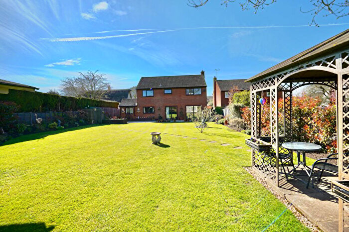 4 Bedroom Detached House For Sale In High Street, Lower Dean, PE28