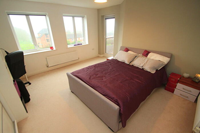 2 Bedroom Apartment To Rent In Newbiggin Place, Leicester, LE4