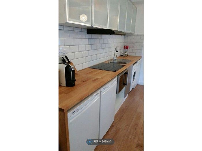1 Bedroom Flat To Rent In Northfields, London, W13
