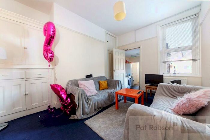 4 Bedroom Property To Rent In Wolseley Gardens, Newcastle Upon Tyne, NE2