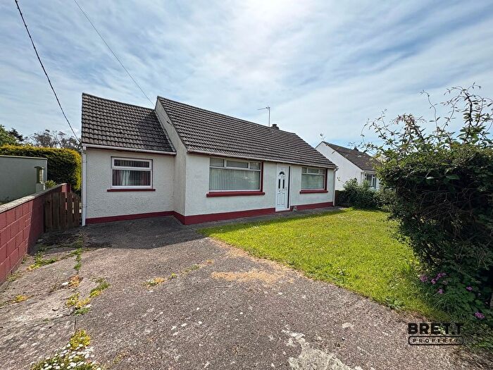 2 Bedroom Detached Bungalow For Sale In Burgage Green Road, St. Ishmaels, Haverfordwest, Pembrokeshire., SA62