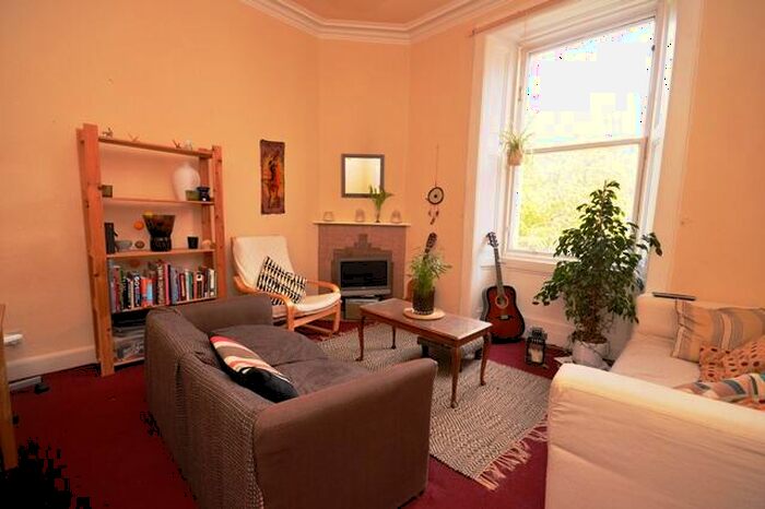 2 Bedroom Flat To Rent In L &#; Moncrieff Terrace, Edinburgh, EH9