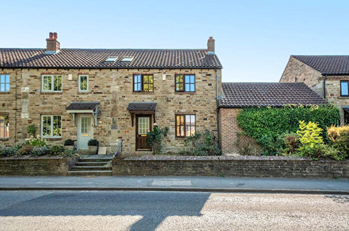 3 Bedroom End Of Terrace House For Sale In Park Road, Spofforth, Harrogate, North Yorkshire, HG3
