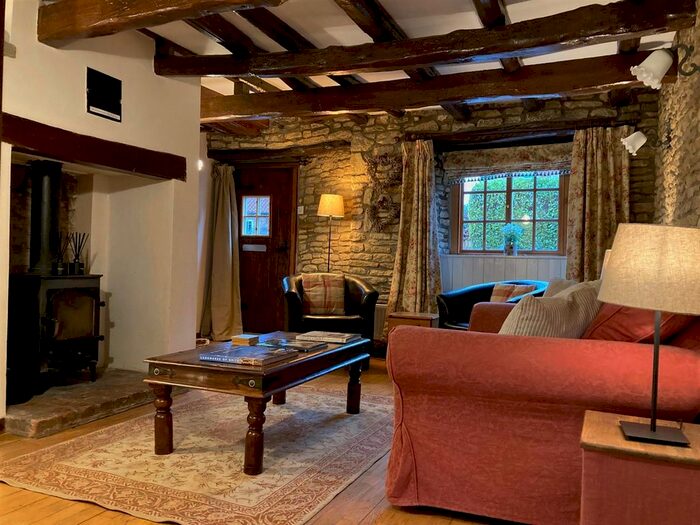 3 Bedroom Cottage To Rent In Main Street, Hotham, York, YO43