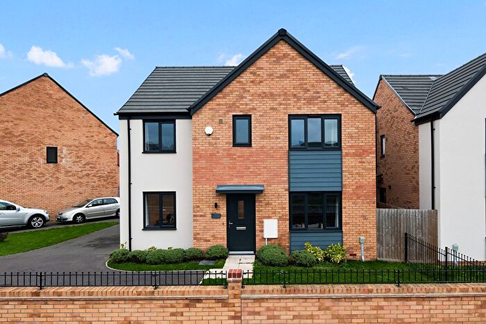 5 Bedroom Detached House For Sale In Hanwood Park Avenue, Barton Seagrave, NN15