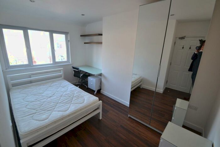 7 Bedroom Detached House To Rent In Allington Avenue, Lenton, Nottingham, NG7