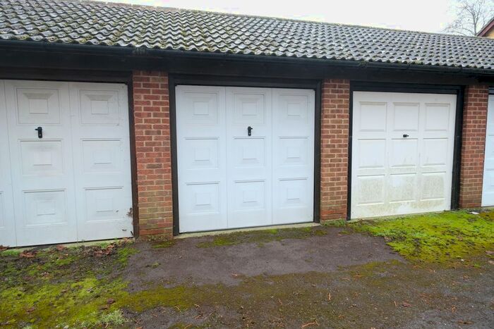 Parking/garage To Rent In Evergreen Close, Marchwood, SO40
