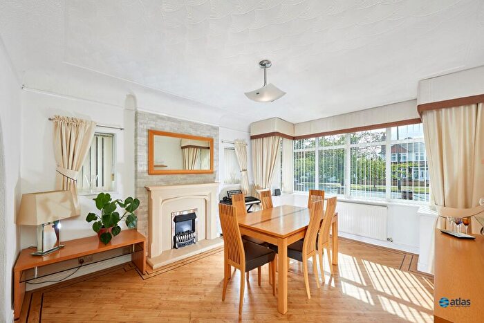5 Bedroom Detached House For Sale In Childwall Park Avenue, Childwall, L16