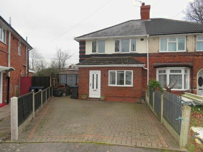 4 Bedroom Property To Rent In Easton Grove, Birmingham B27