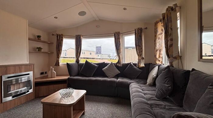 2 Bedroom Park Home For Sale In Lossiemouth, IV31