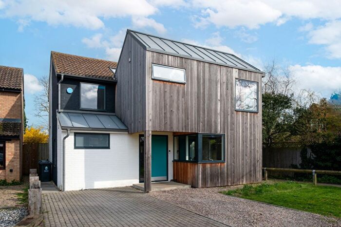 5 Bedroom Detached House For Sale In Cottenham Close, Over, CB24