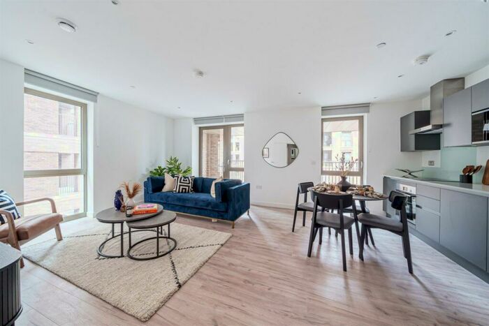 1 Bedroom Apartment To Rent In Bed, Nd Floor Belah In Softwood House At Anchors Point, Gallions Reach, E16