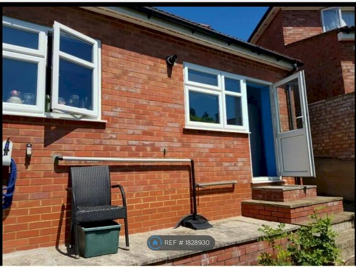 2 Bedroom Semi-Detached House To Rent In Basing Hill, Wembley, HA9