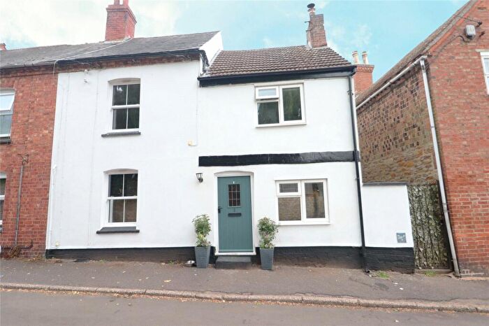 4 Bedroom End Of Terrace House For Sale In Nibbits Lane, Braunston, Northamptonshire, NN11