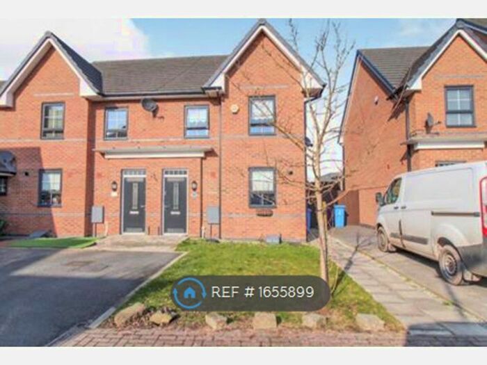 4 Bedroom End Of Terrace House To Rent In Deanland Drive, Liverpool, L24