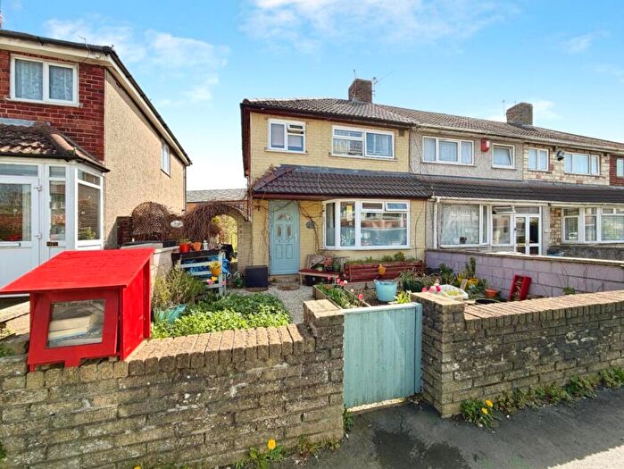 3 Bedroom End Of Terrace House For Sale In Leinster Avenue, Bristol, BS4