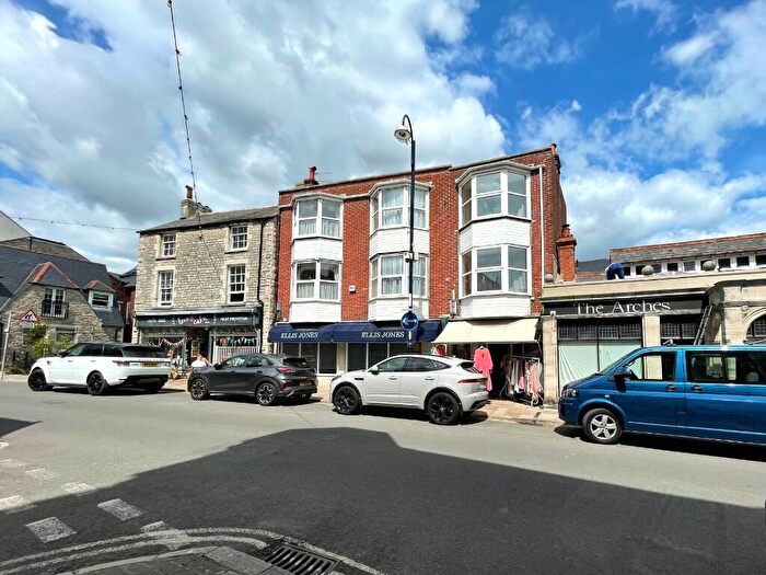 1 Bedroom Maisonette For Sale In High Street, Swanage, Dorset, BH19