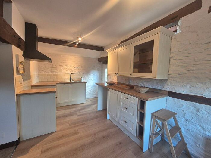 2 Bedroom Flat To Rent In The Annexe The Oast House, Marden, Hereford, Herefordshire, HR1