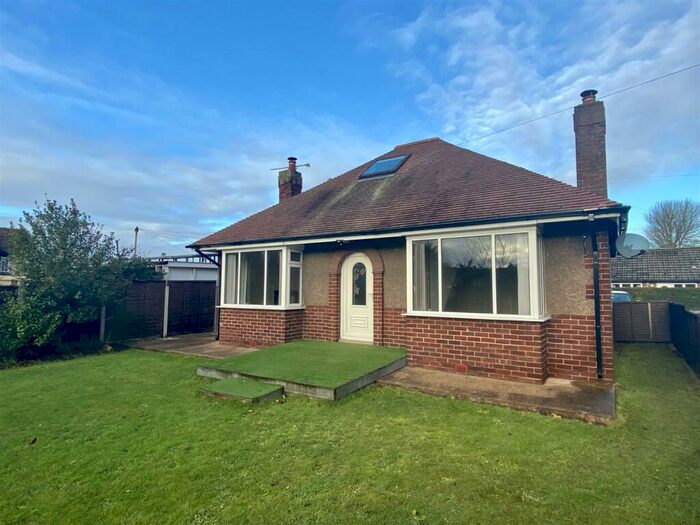 3 Bedroom Detached Bungalow To Rent In Cot-In-Lea, Carlton, Goole, DN14