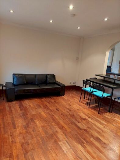 2 Bedroom Terraced House To Rent In Hogarth Crescent, Colliers Wood, London, SW19