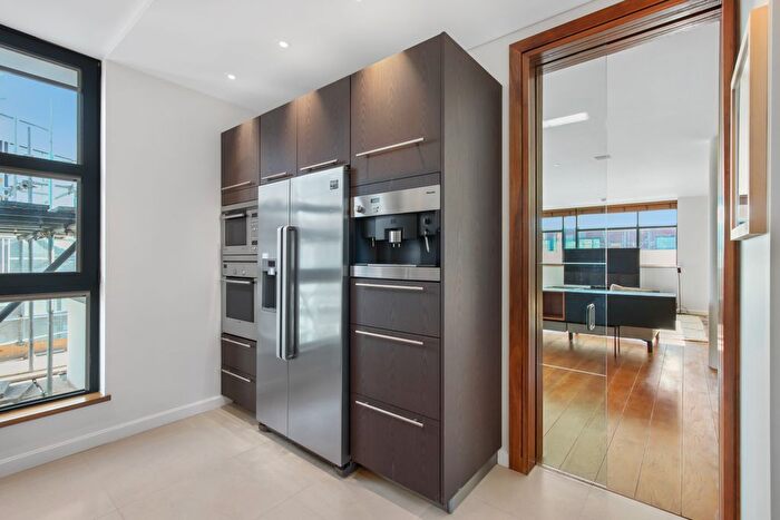 4 Bedroom Flat To Rent In Trevor Square, London, SW7