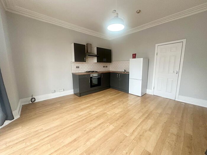 1 Bedroom Apartment To Rent In Flat Steade Road, S7