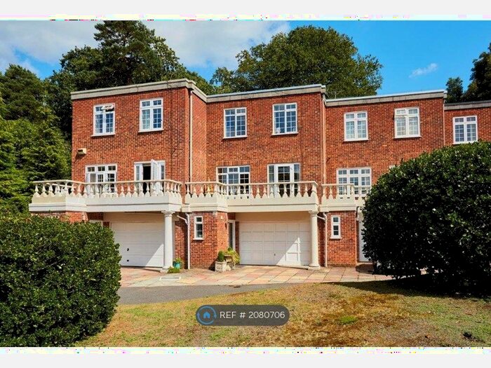 3 Bedroom Terraced House To Rent In Carlton Crescent, Tunbridge Wells, TN1